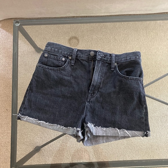 Madewell Pants - NWT Madewell dark denim shorts